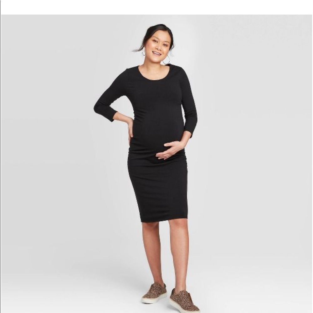 Isabel Maternity 3/4 Sleeve T-Shirt Maternity Dress - by Ingrid & Isabel